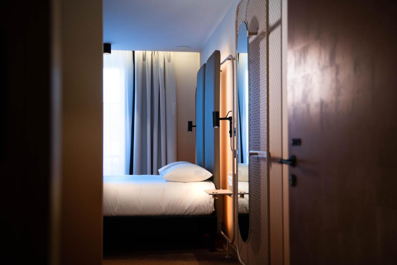 Are Hotel