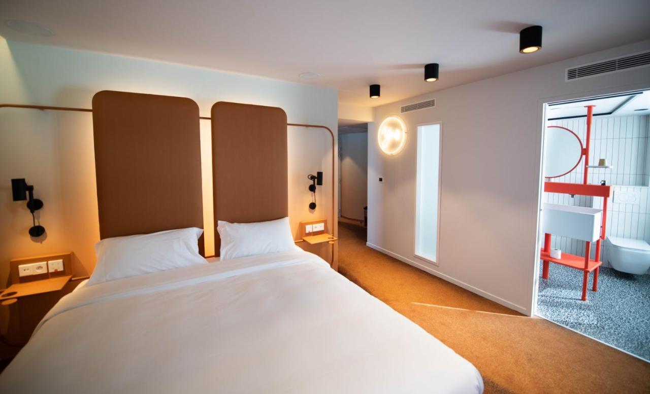 Are Hotel