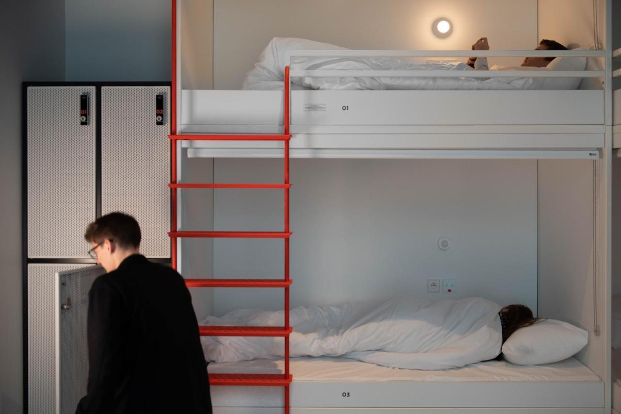Are Hotel