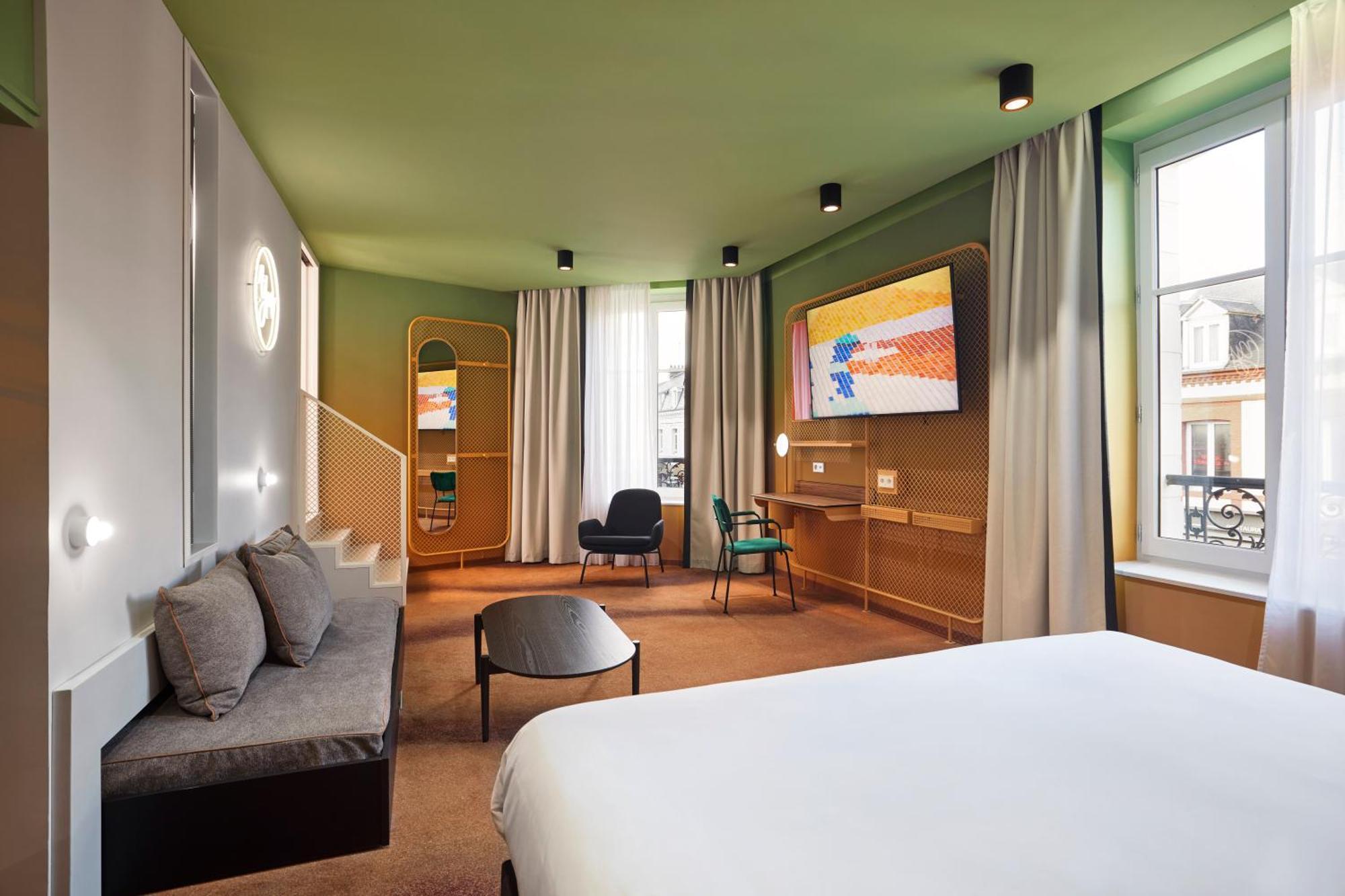 Are Hotel 4*
